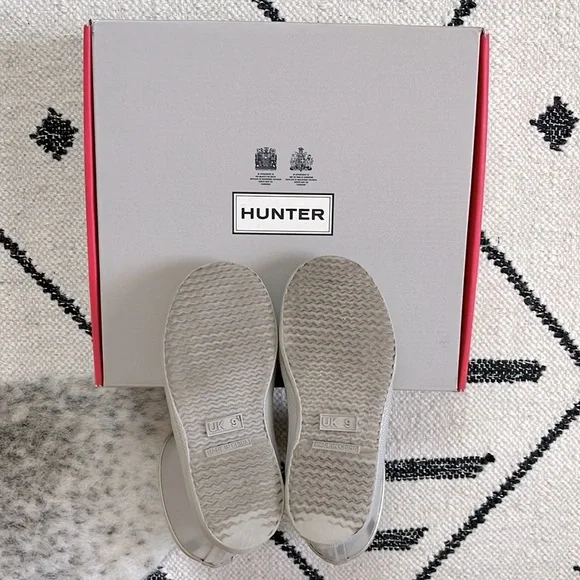 Hunter Kid’s Unisex Original First Nebula Rain Boots - Pale Gold - Picture 11 of 12